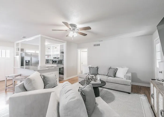 Pet Friendly-close To Everything-will Rogers-tcu-magnolia-cultural District-sleeps 8 Ferienhaus Fort Worth