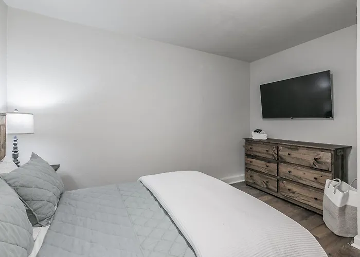 Ferienhaus Pet Friendly-close To Everything-will Rogers-tcu-magnolia-cultural District-sleeps 8 *